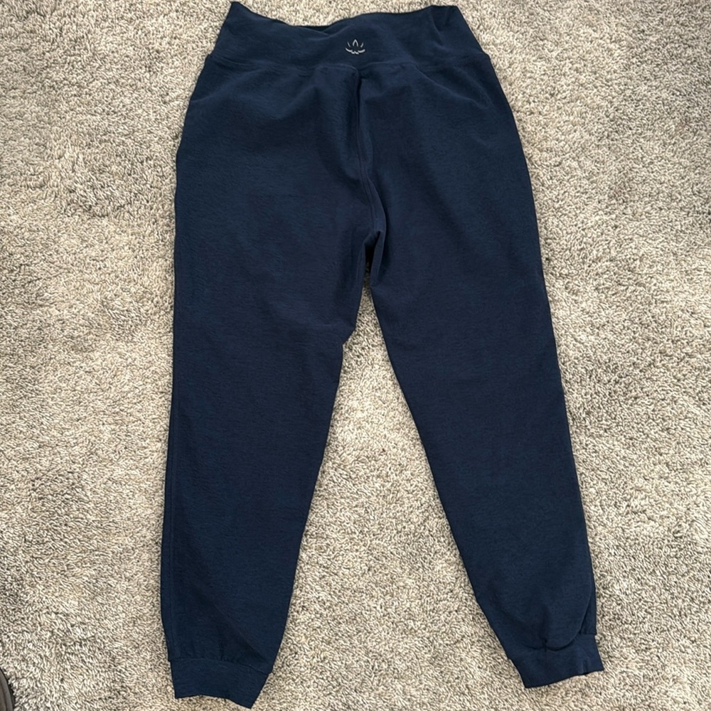 NWOT Beyond yoga spacedye midi jogger L
